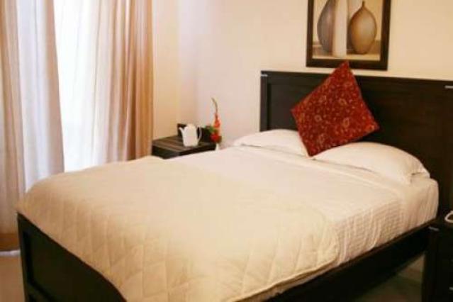 Hotel The Elite Suites Pune Oda fotoğraf