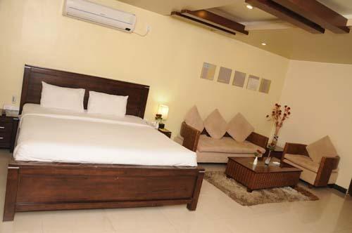 Hotel The Elite Suites Pune Dış mekan fotoğraf
