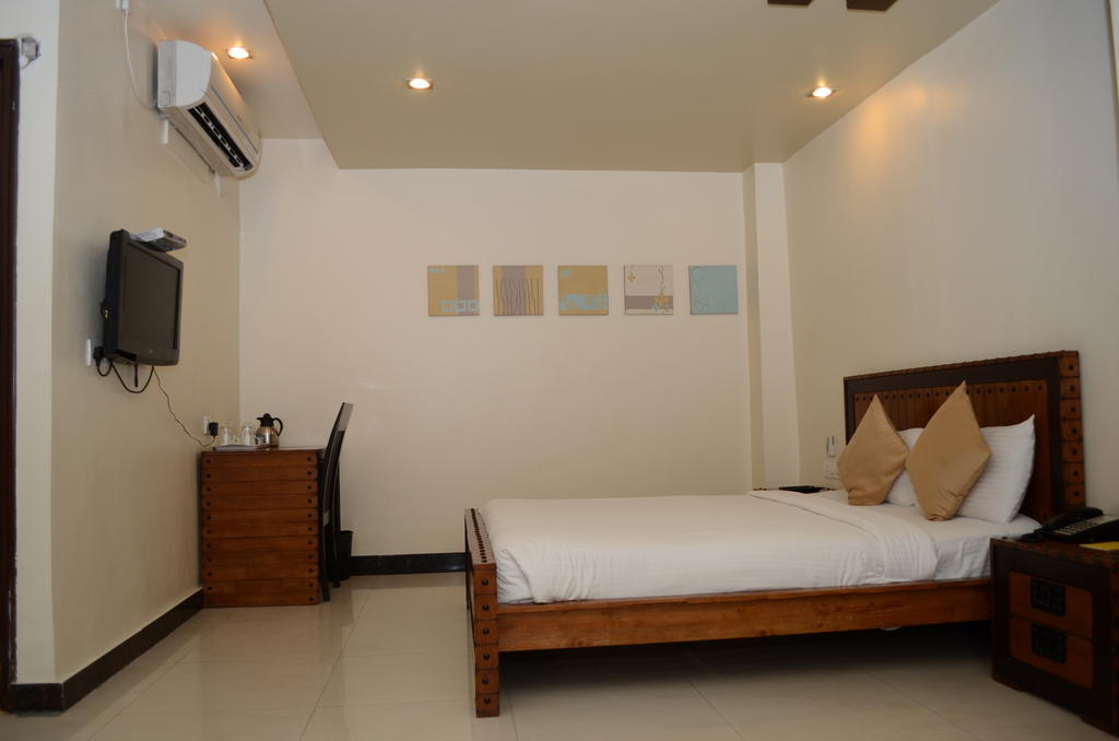 Hotel The Elite Suites Pune Dış mekan fotoğraf